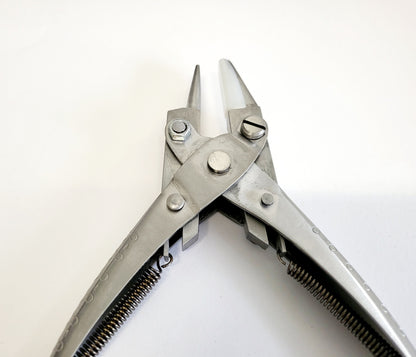 Parallel Round Nose Gripping Pliers