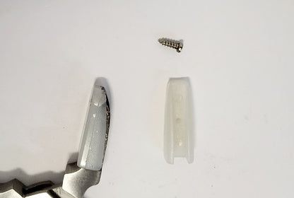 Two nylon replacement jaws