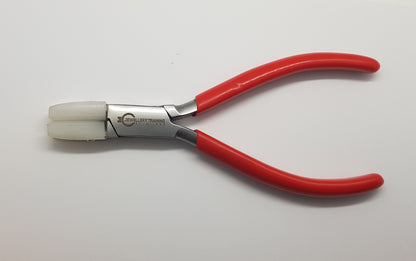 Flat nose nylon pliers